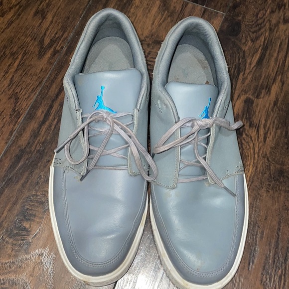 Jordan’s size 12 - Picture 2 of 7